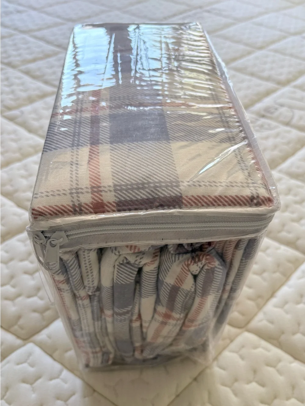 100% Cotton Flannel Sheet Set - King - Blue and Red Plaid